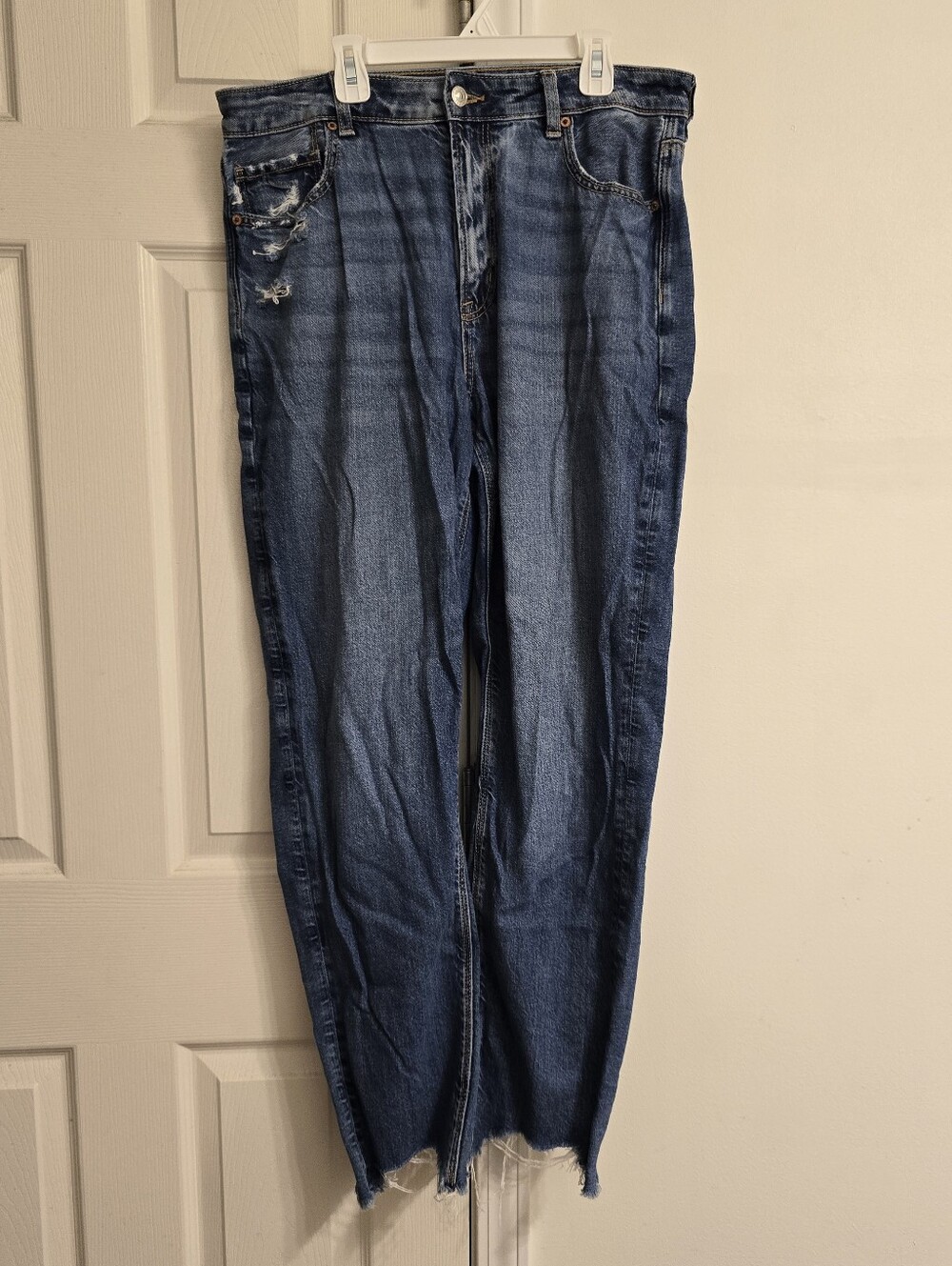 American Eagle AEO Dark Wash Distressed Hem Mom Jeans 12L - Picture 10 of 11